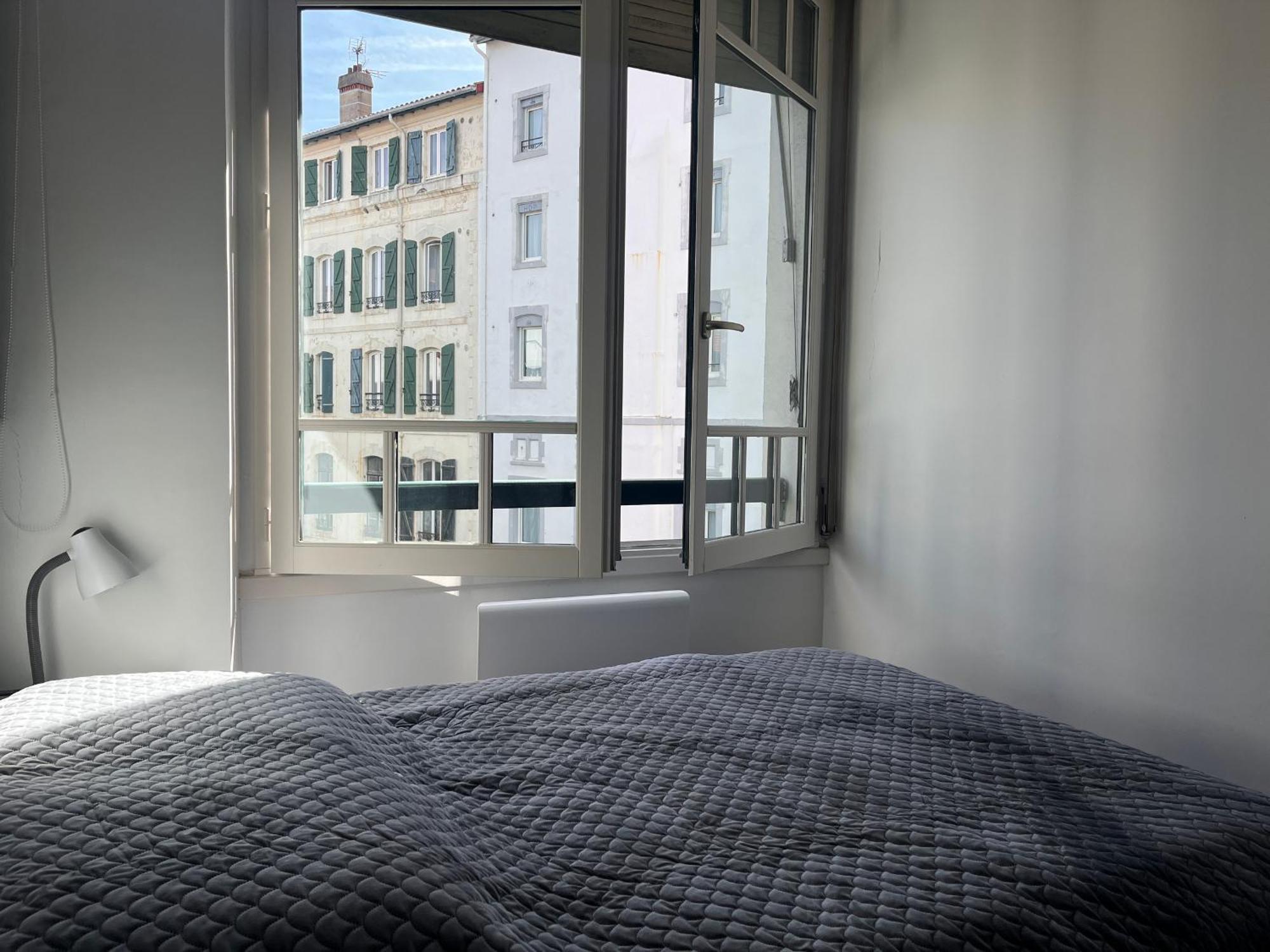 Appartement Lumineux 1 Chambre Au Coeur De Saint-Jean-De-Luz, Proche Plage Et Halles - Fr-1-239-890 ภายนอก รูปภาพ